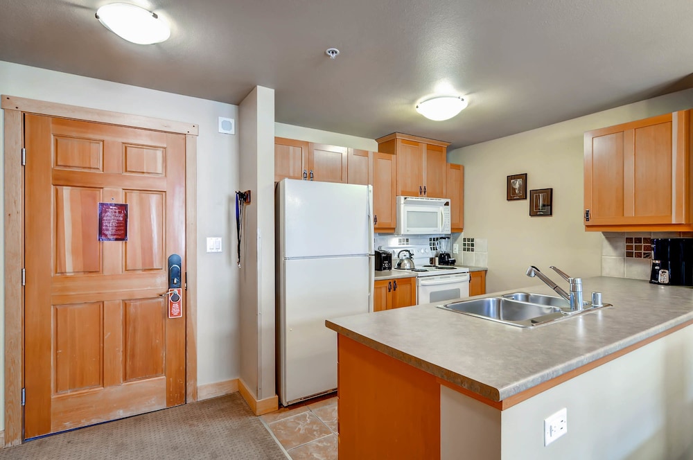 Passage Point at Center Village by Copper Mountain Lodging - photo 23
