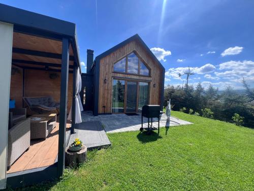 Mały Tiny Domek W Gorach Z Kominkiem Piwniczna Zdroj in Piwniczna-Zdroj, Poland