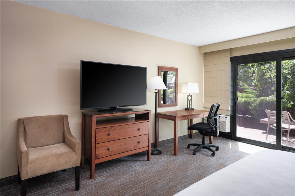 Best Western Plus Hood River Inn - photo 78