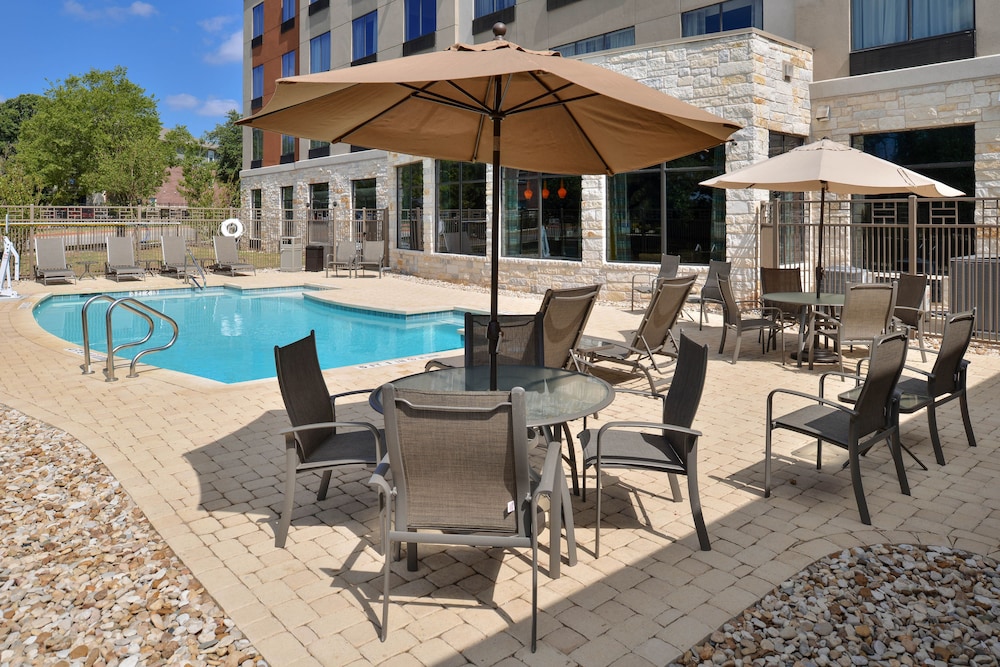 Holiday Inn Express & Suites Austin South by IHG - photo 37