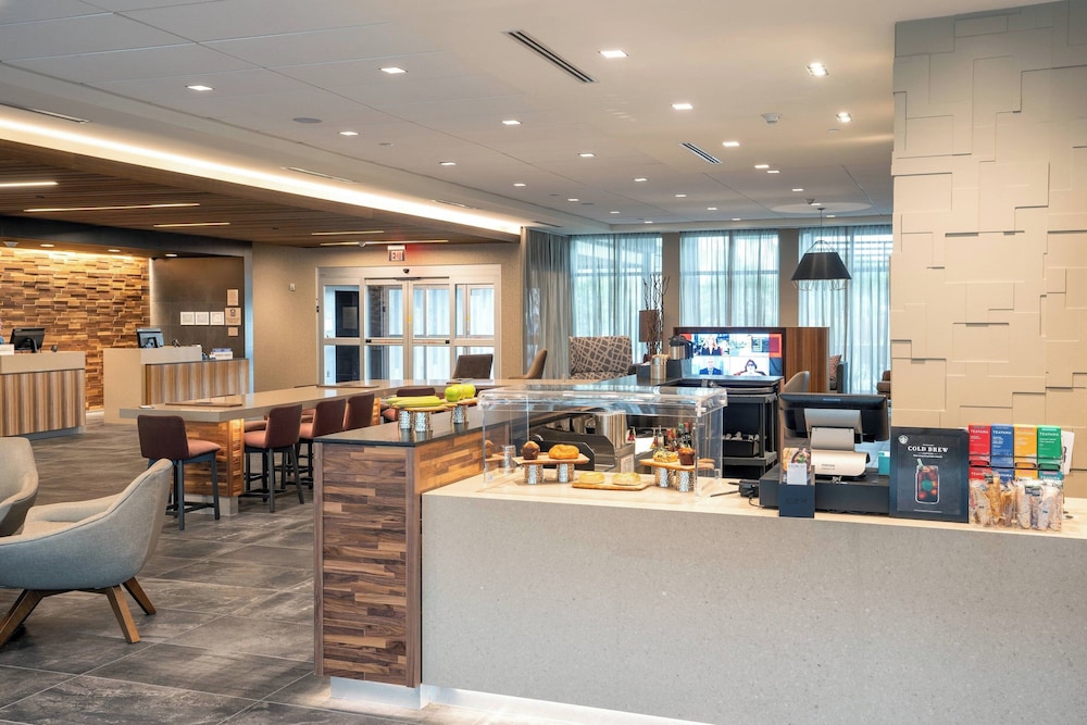 Courtyard by Marriott Charleston North Charleston - photo 27