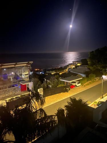 Apartment with sea view