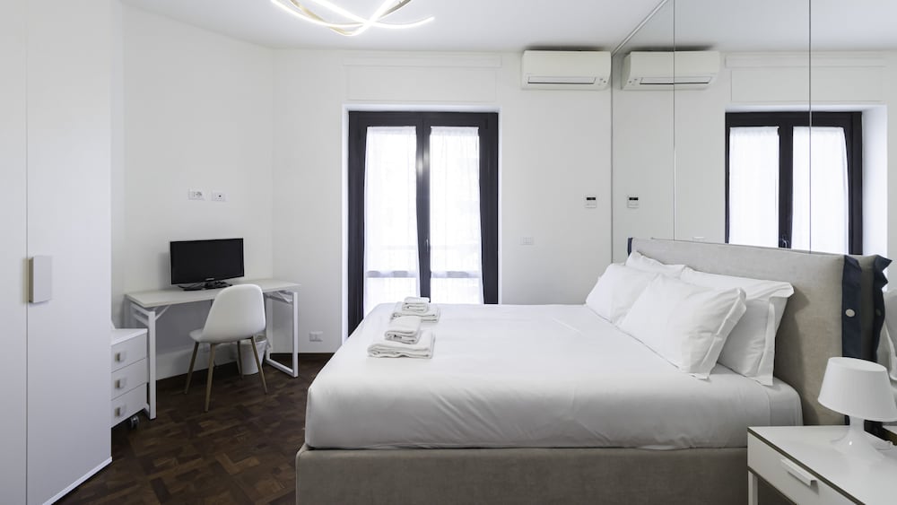 Italianway Ranzoni 6 — 4-Star Luxury Hotel in Milan, Italy