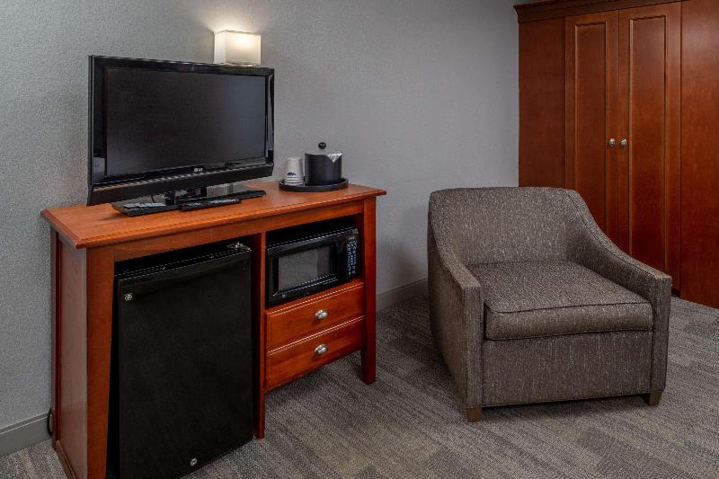 Hampton Inn Charleston Downtown - photo 88