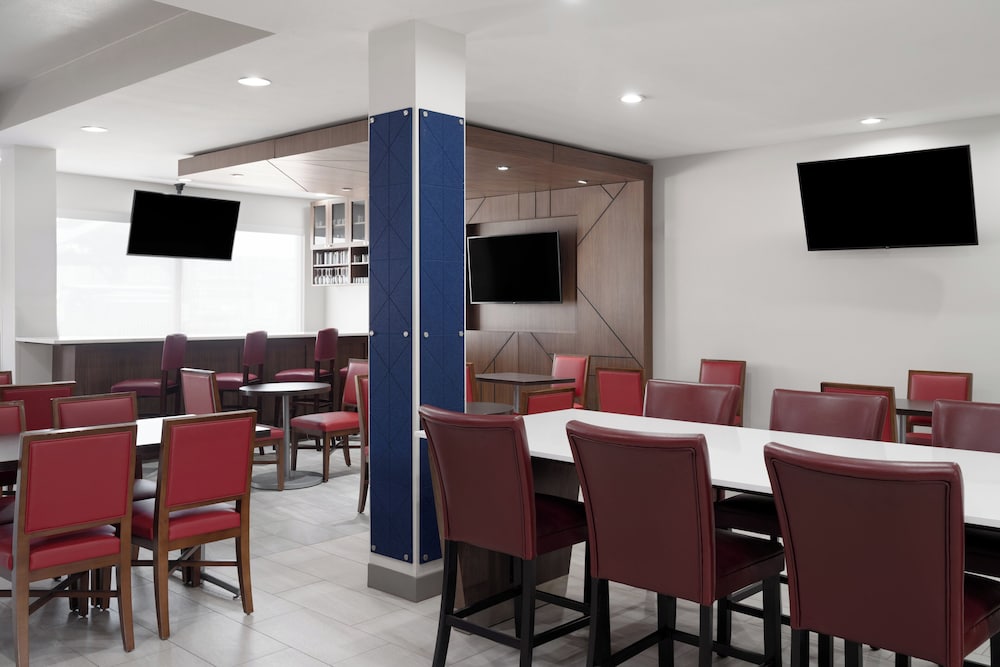 Holiday Inn Express &Suites Snyder by IHG - photo 25