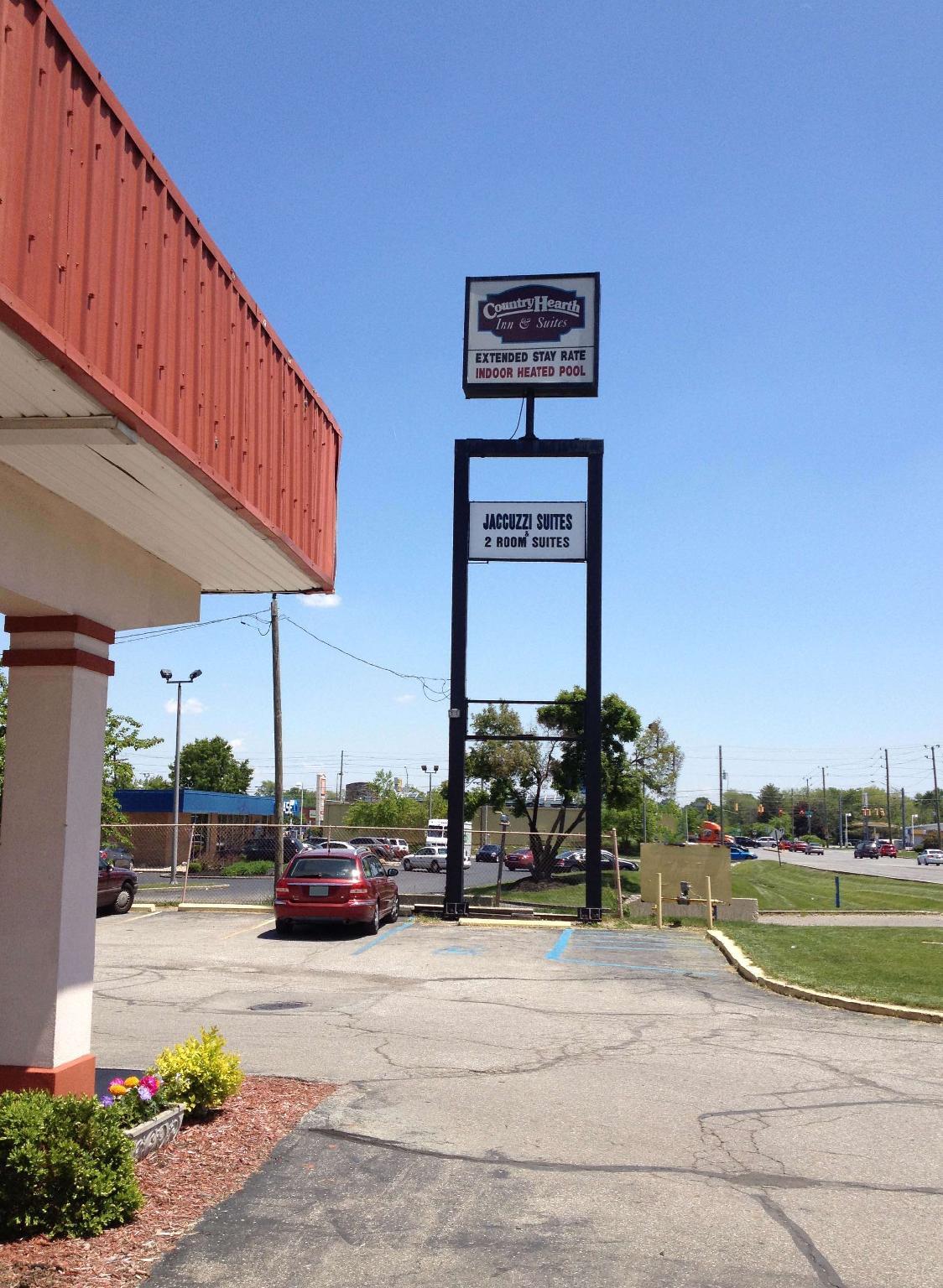 Country Hearth Inn & Suites Indianapolis - photo 3