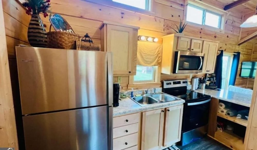 Copperhead Lodge and Resort Cabin Rentals - photo 24
