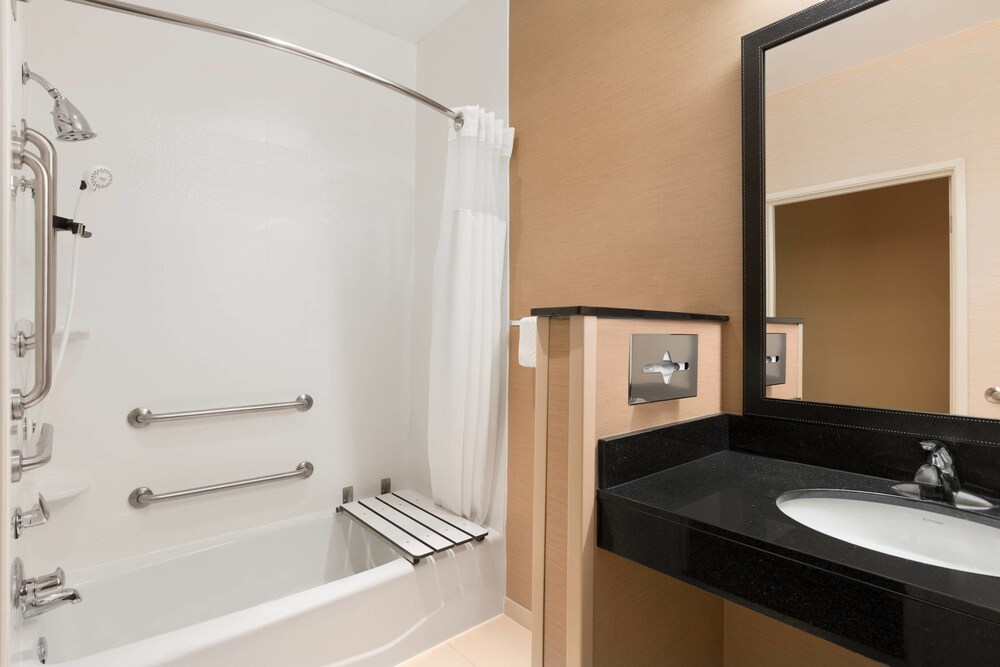 Comfort Inn & Suites Houston North Spring - photo 14