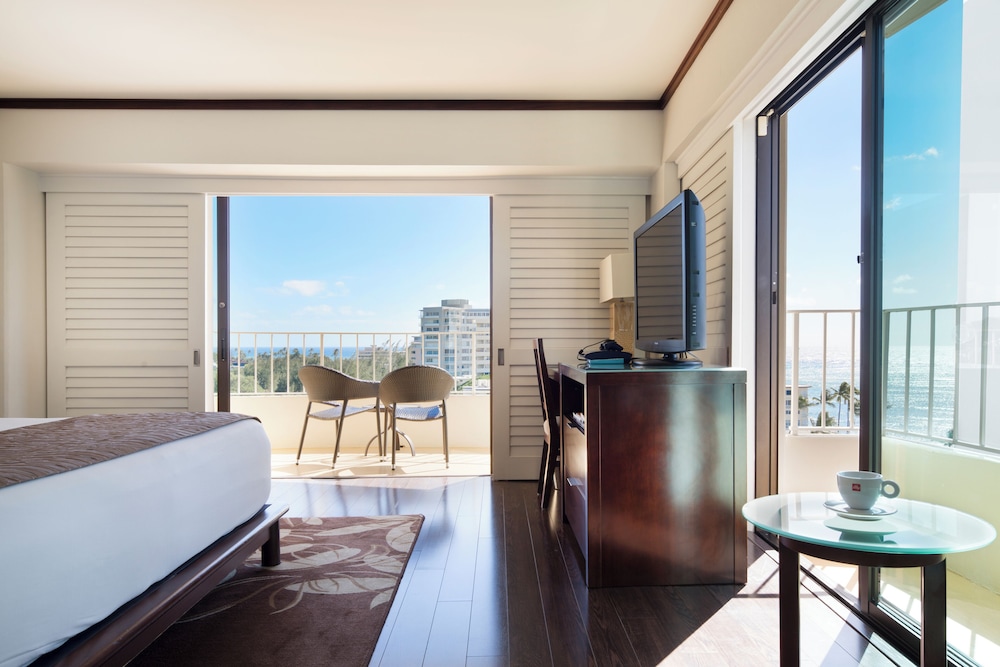 Lotus Honolulu at Diamond Head - photo 19