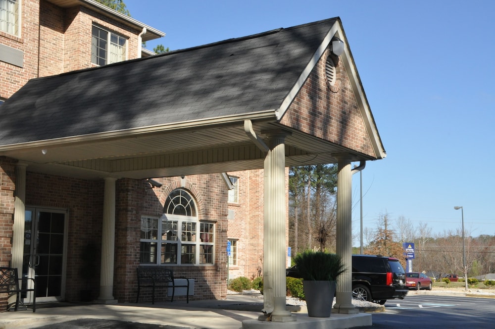 Microtel Inn & Suites by Wyndham Lithonia Stone Mountain - photo 5