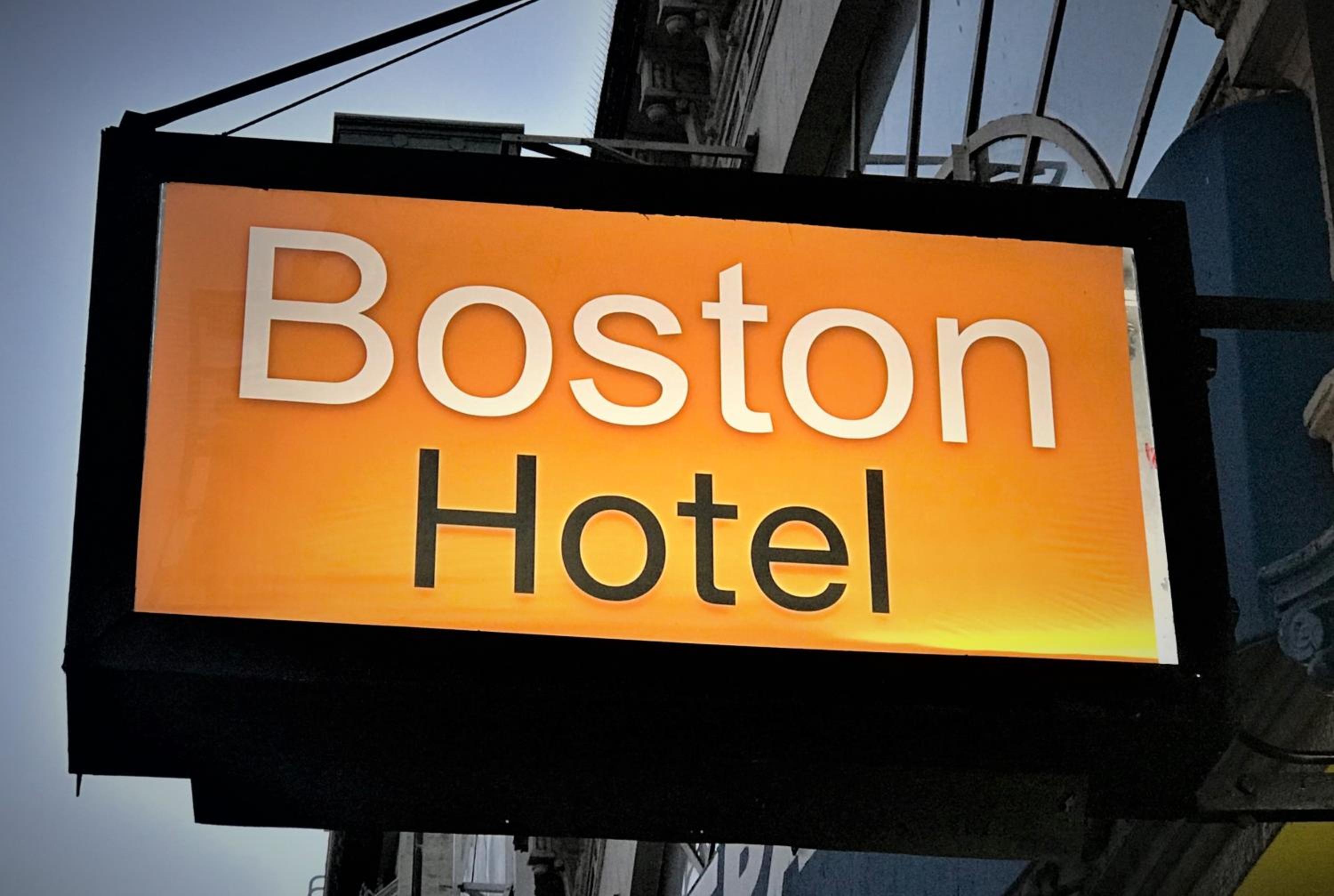 Boston Hotel - photo 18