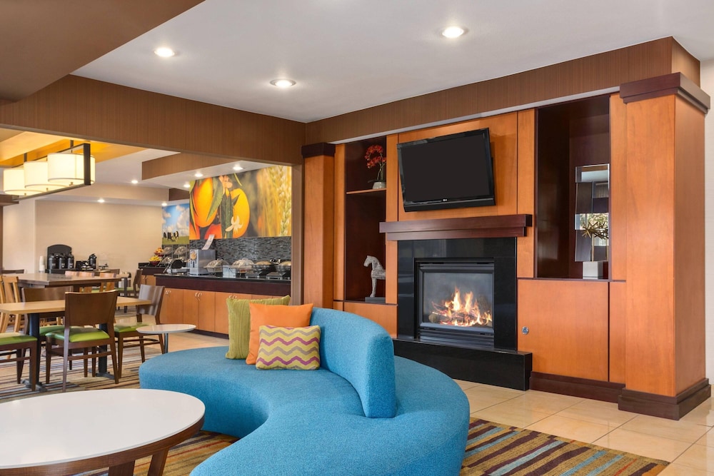 Fairfield Inn & Suites by Marriott Norman - photo 3