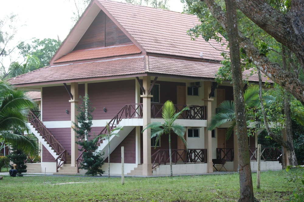 Rompin Beach Resorts — Mersing — photo 5