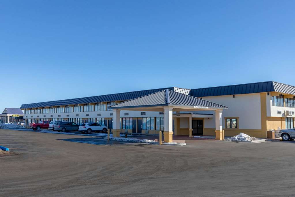 Howard Johnson by Wyndham Gillette - photo 3