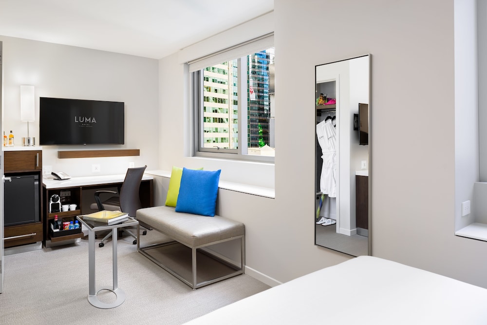 LUMA Hotel Times Square - photo 17
