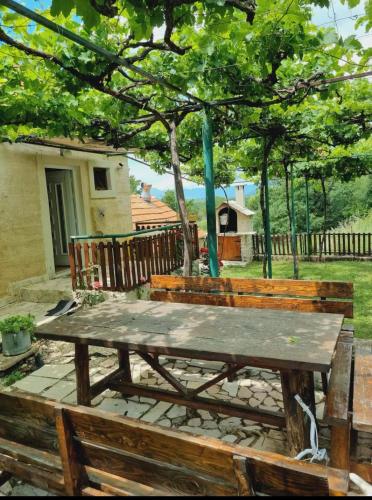 Vikendica Lara - carbon neutral hotel in Unknown City
