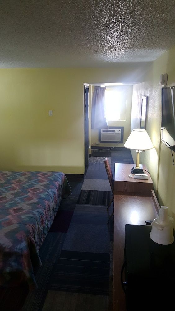 The Derrick Inn - photo 19