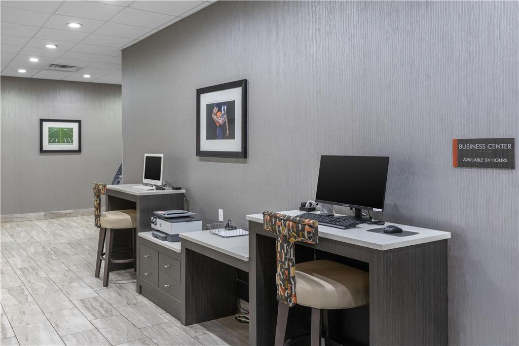 Best Western Plus Clemson Hotel & Conference Center - photo 9