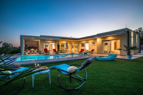 Villa Vita — 4-Star Luxury Hotel in Svetvincenat, Croatia
