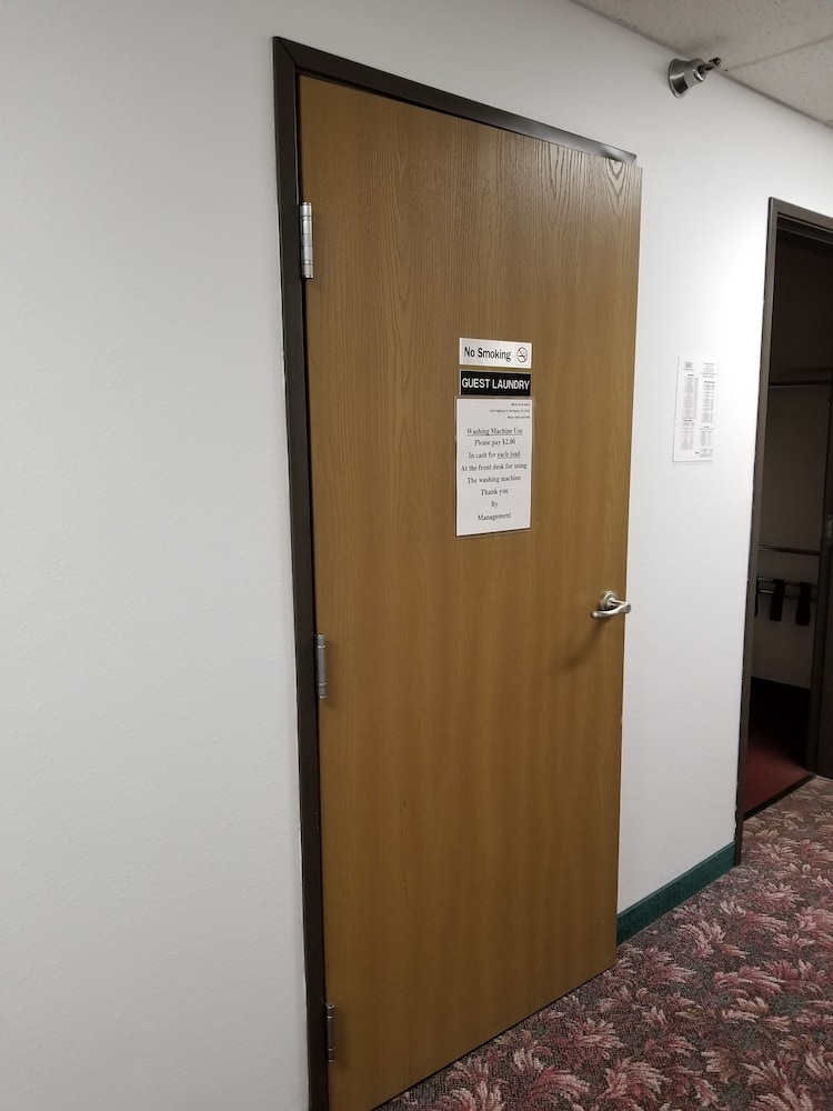 Bilmar Inn & Suites Dell Rapids Near Sioux Falls - photo 105