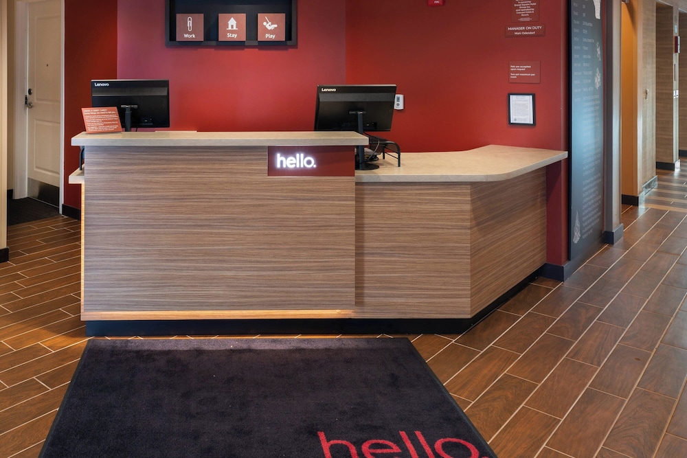 TownePlace Suites by Marriott Milwaukee Oak Creek - photo 5