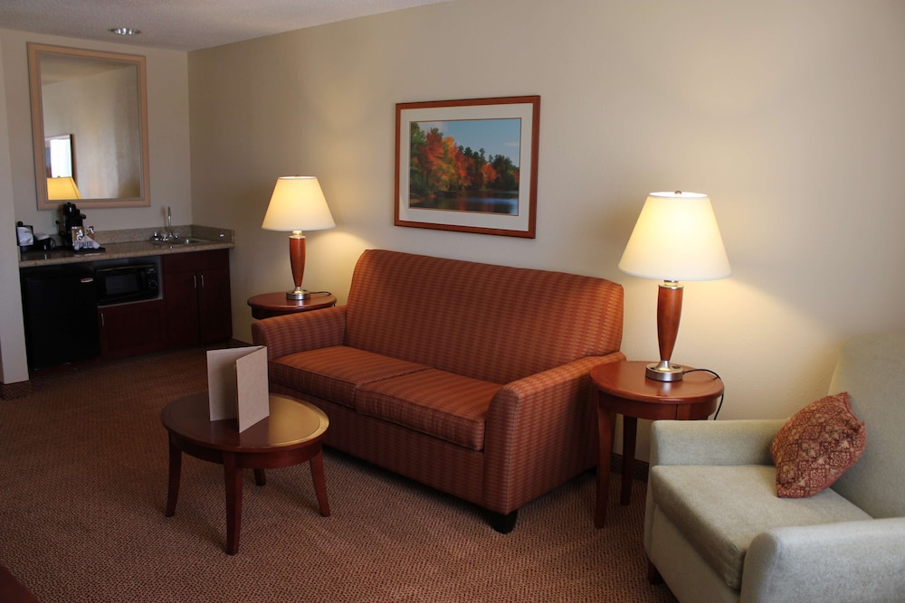 Hilton Garden Inn Starkville - photo 60