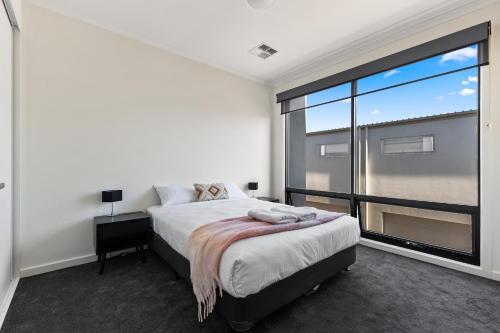 Swainson on College — Port Adelaide — photo 4