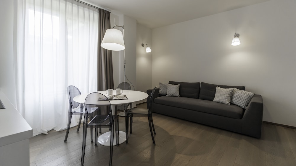Italianway Corso Como 11 — 4-Star Luxury Hotel in Milan, Italy