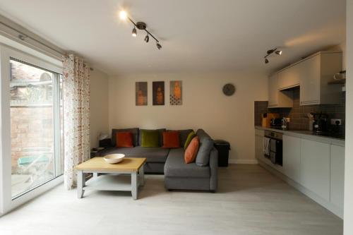 Crewe Short Lets 8 Victoria Court Crewe — 4-Star Luxury Hotel in Crewe, United Kingdom
