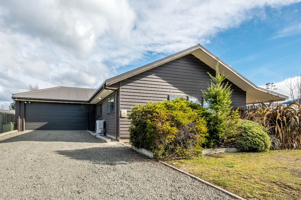 3 Grantham Drive - last minute hotel in Unknown City