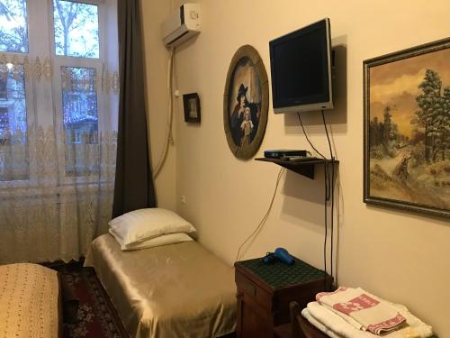 Gutsa Artists Guest House