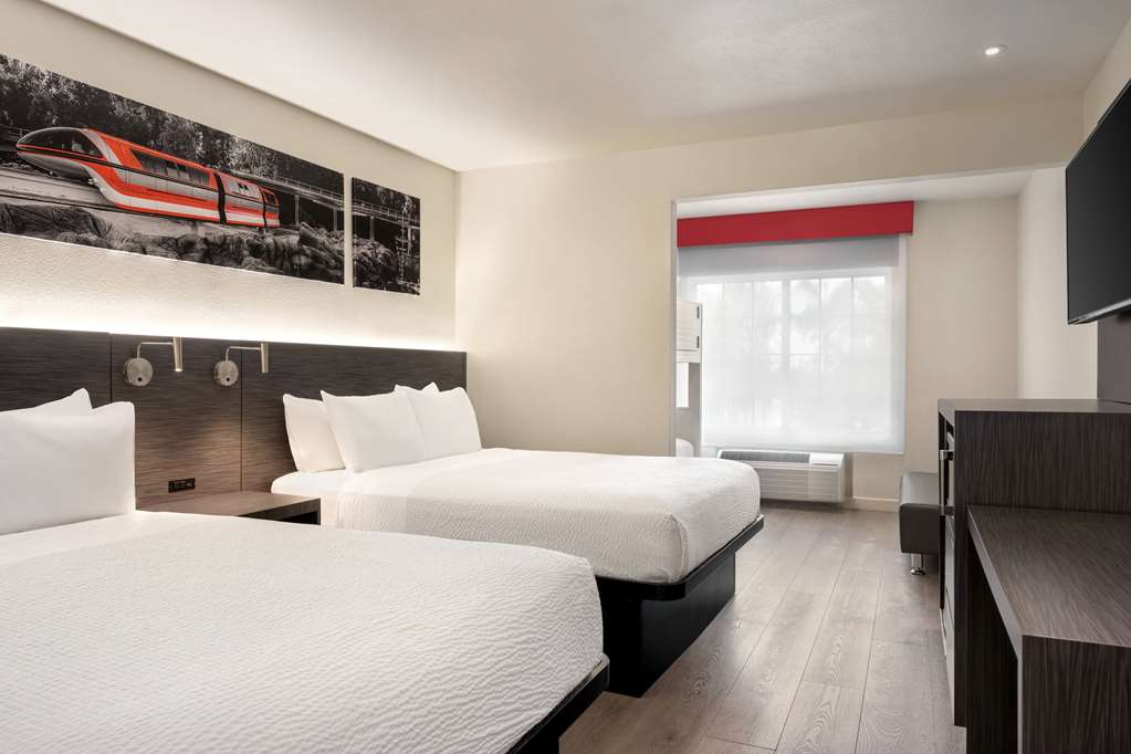 Ramada by Wyndham Anaheim Convention Center - photo 33