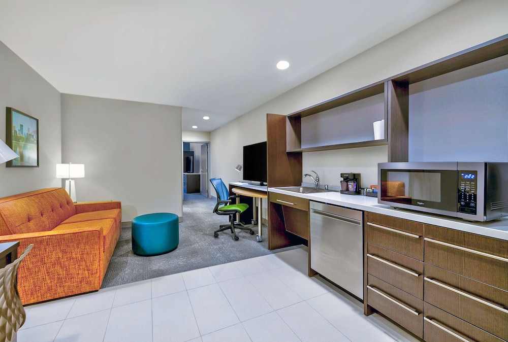Home2 Suites by Hilton Minneapolis Downtown MN - photo 14