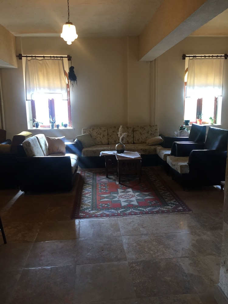 Hotel Ilhan - last minute hotel in Uerguep