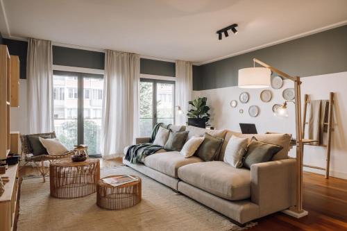 Galera 2 bedrooms pool and gym in Lapa — 4-Star Luxury Hotel in Lisbon, Portugal