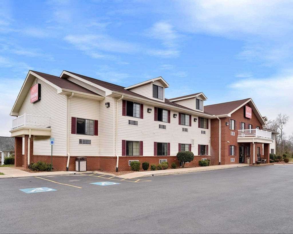 Econo Lodge Inn & Suites Shelbyville — hotel in Shelbyville