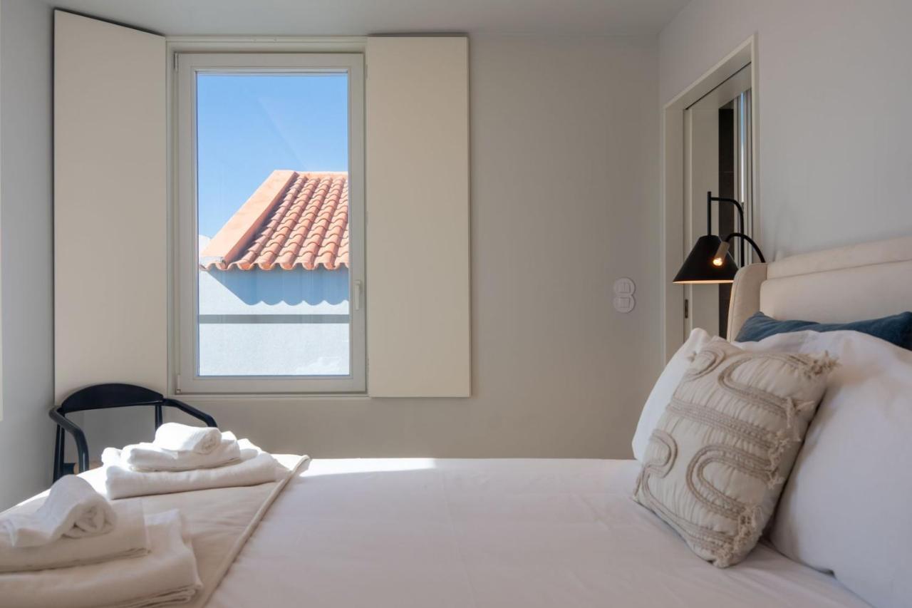 Feel Pdl Suite 2 — 4-Star Luxury Hotel in Ponta Delgada, Portugal