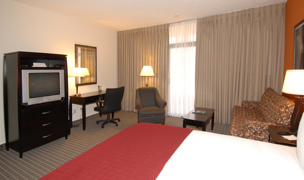 Oakland Airport Executive Hotel - photo 16