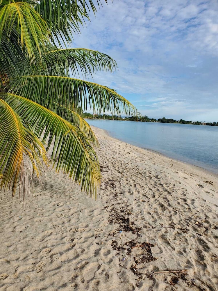 Imanis Inn in Placencia, Belize