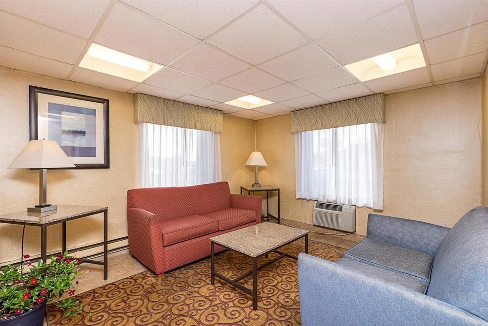 Motel 6 Moline - photo 14