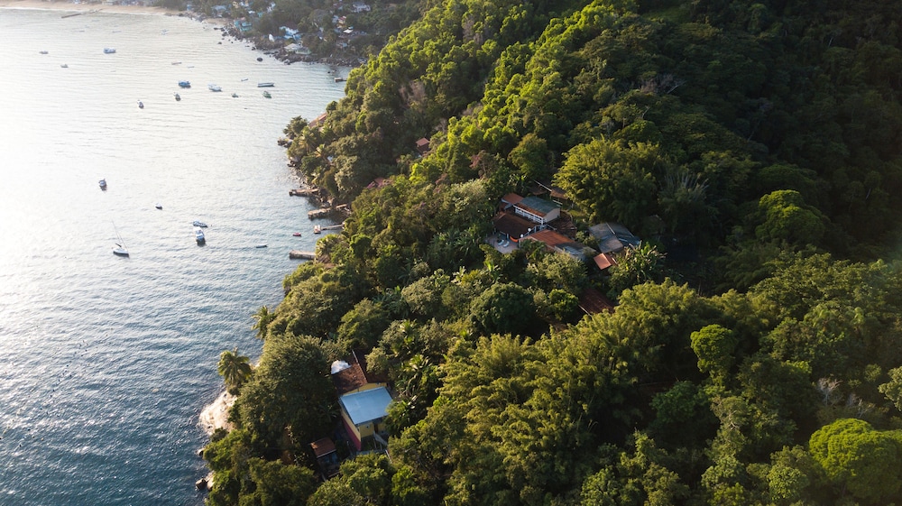 Bem Natural Pousada & Camping in Ilha Grande, Brasil