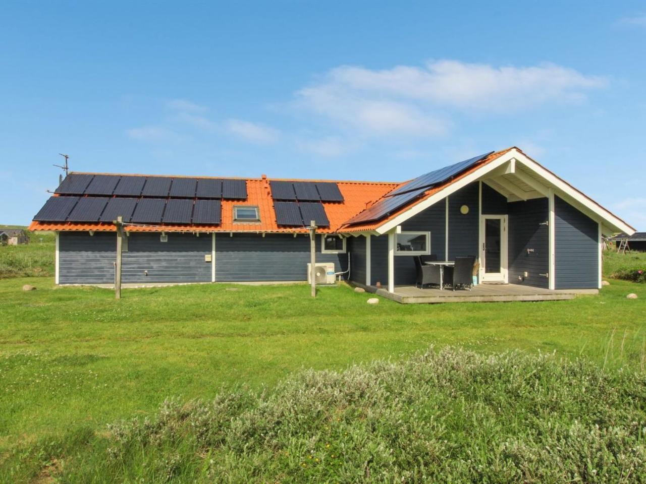 Holiday Home Doris 150m from the sea by Interhome — 4-Star Luxury Hotel in Harboore, Denmark