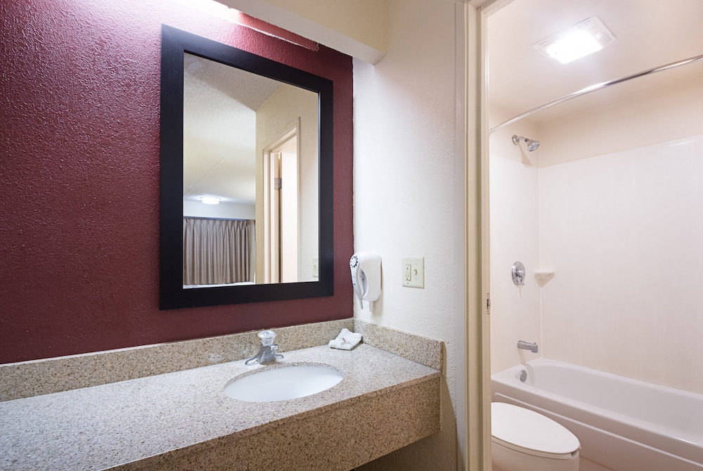 Red Roof Inn Madison WI - photo 38