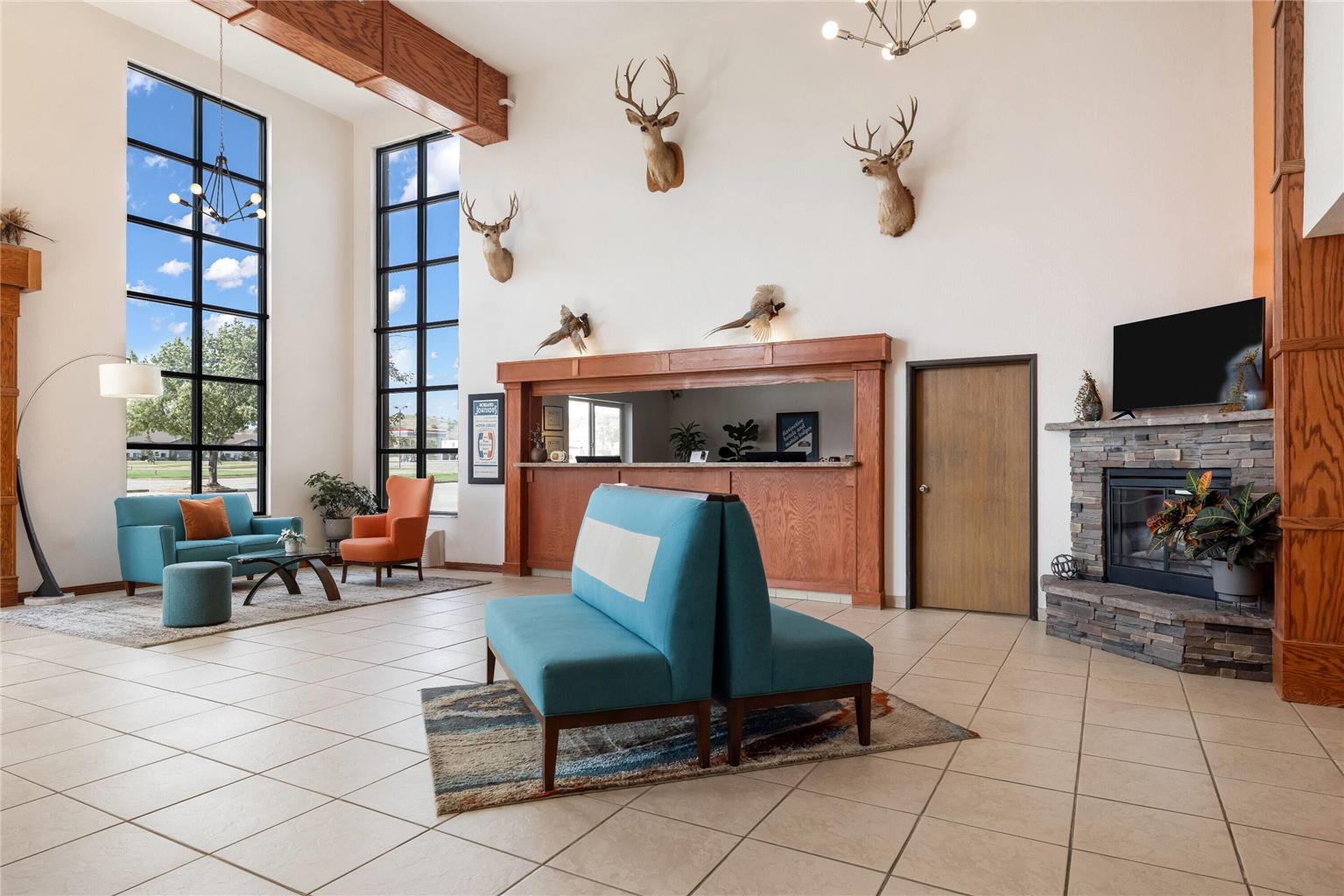 Howard Johnson Hotel & Suites by Wyndham Oacoma - photo 5