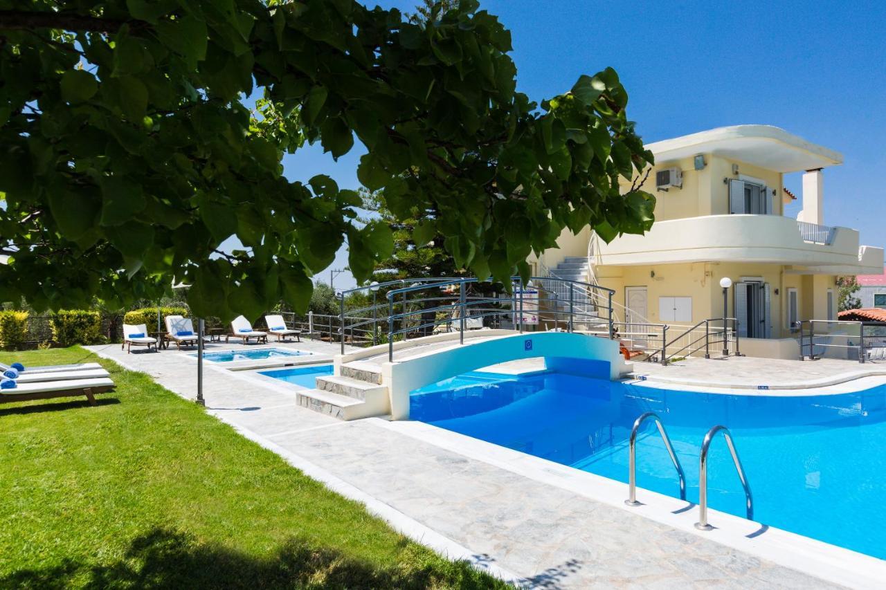 Villa Mary — 4-Star Luxury Hotel in Pigi, Greece