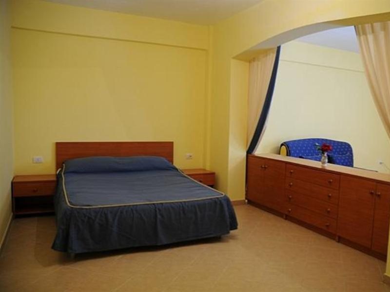 Kla And Xhu Resort - last minute hotel in Durres