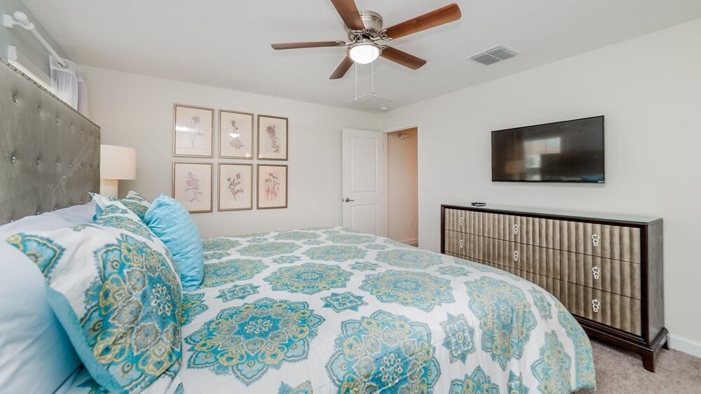 Grhdog9029 Champions Gate Resort 4 Bed 3 Baths Townhouse - photo 9