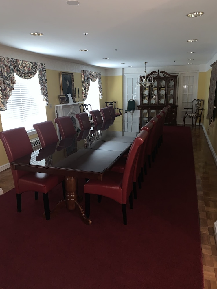 French Quarter Inn - photo 36