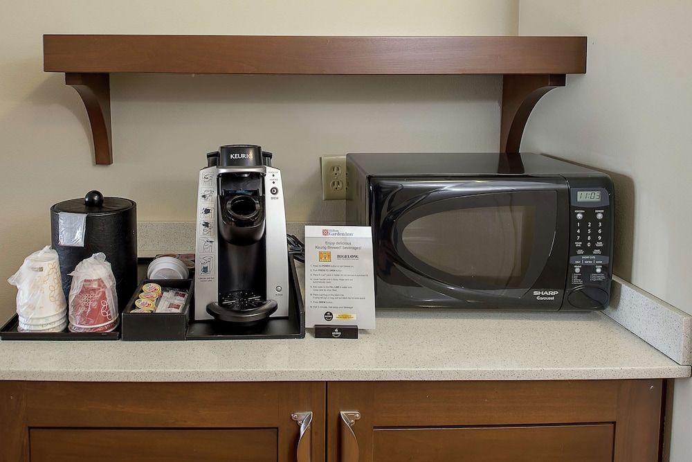 Hilton Garden Inn Chesterfield - photo 12