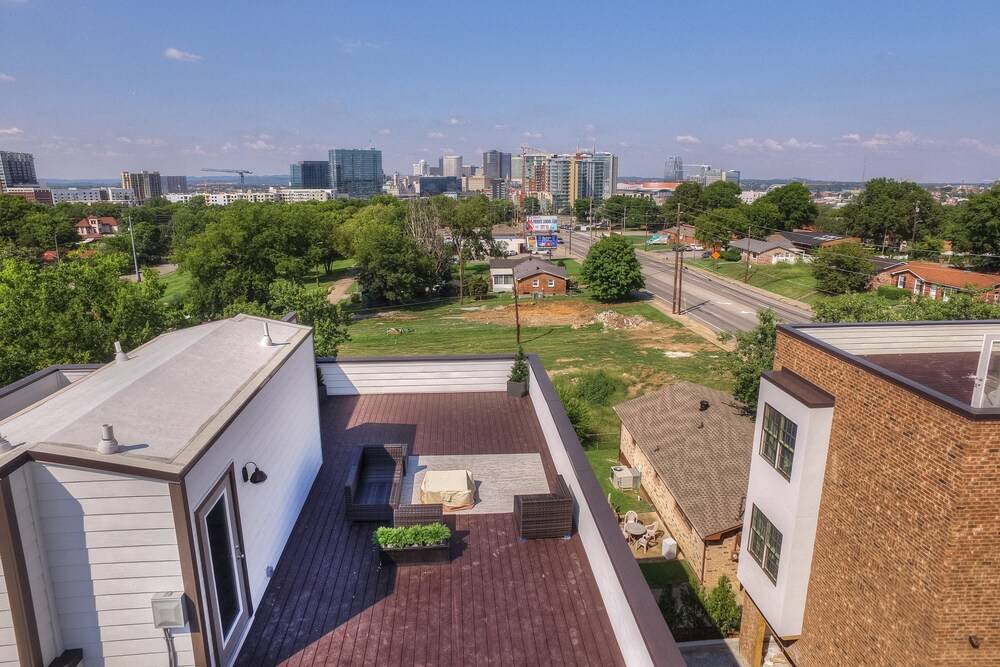 A Nashville Rooftop to Call Yours by RedAwning - photo 19